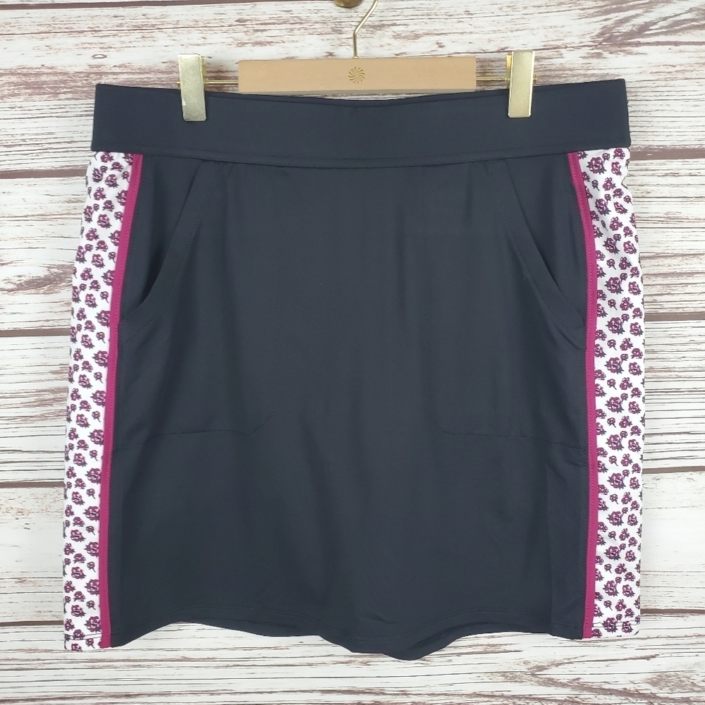 Belyn Key Womens Medium Black/White/Purple Floral Mia Golf Skort Skirt Shorts